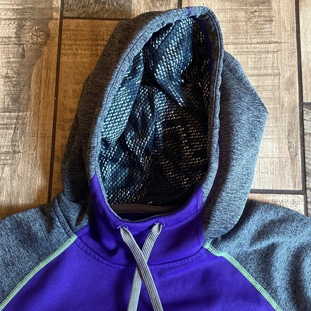 Nike Therma fit Hoodie Purple and Gray